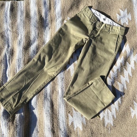 Khaki Dickies - Picture 2 of 3